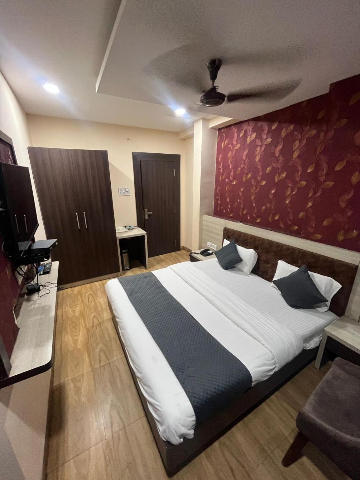 Hotel Prashant 2*